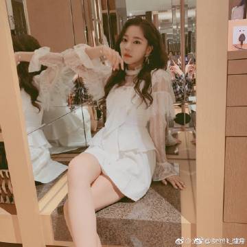 网易荆棘王座官方下载